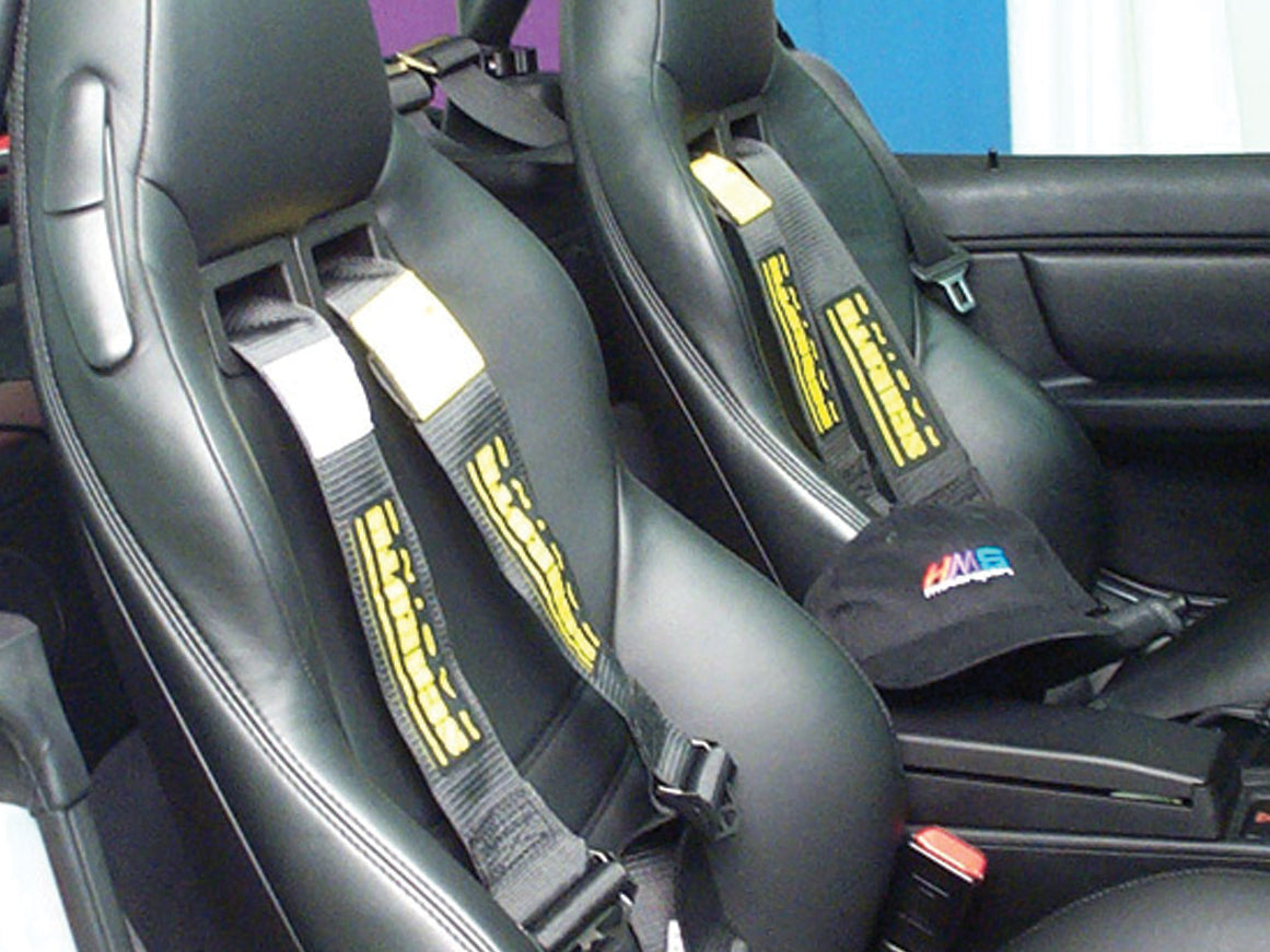 Standard rectangle seat grommets- male and female ends